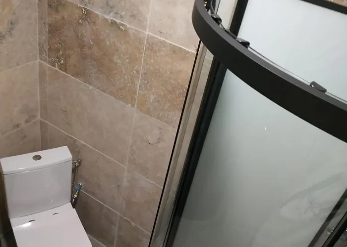 Equipped Studio, 2 Per Day Acces To A Private Swinmming Pool *